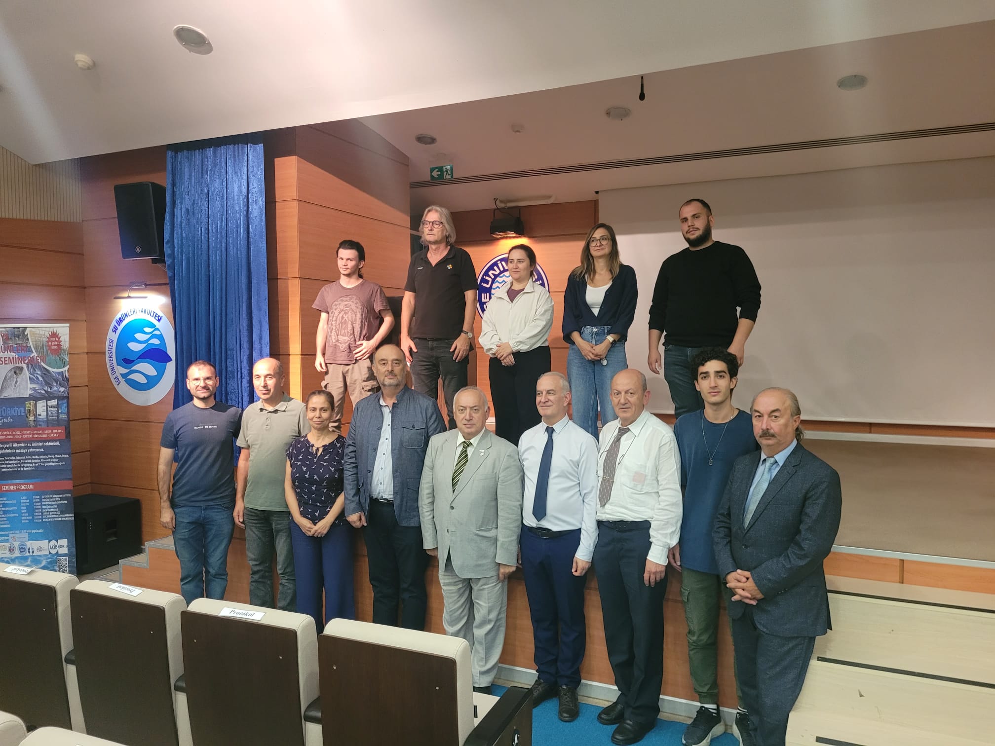 Ege'nin Kalbinde Buluştuk: 7. Türkiye Su Ürünleri Seminerleri İzmir'de Büyük İlgi Gördü